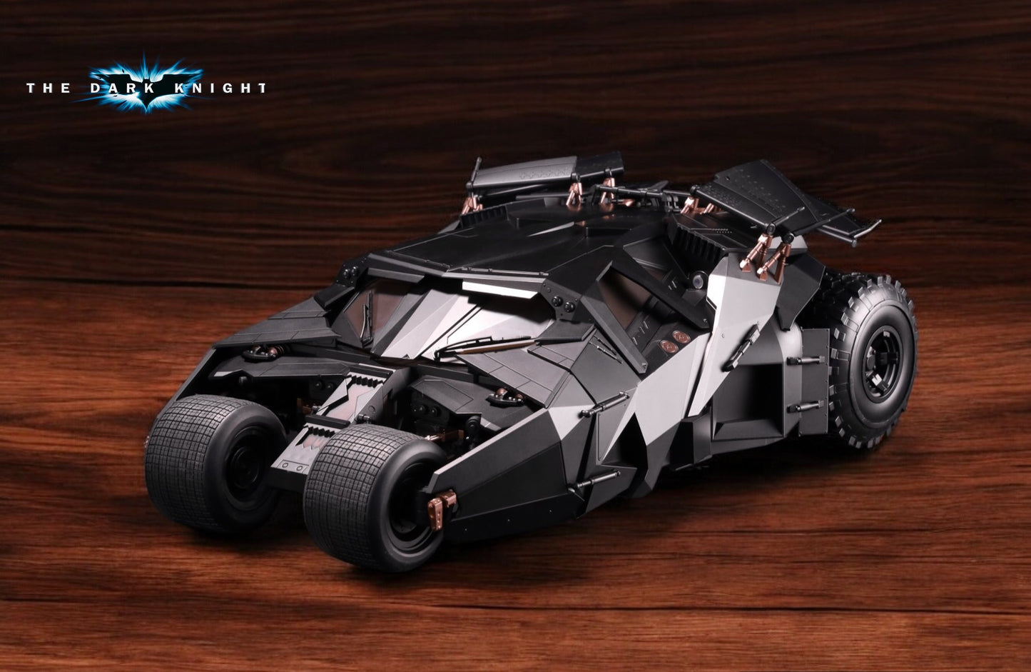 Modo King Batman Dark Knight Trilogy  Batmobile 1:12 Scale Collectible Vehicle