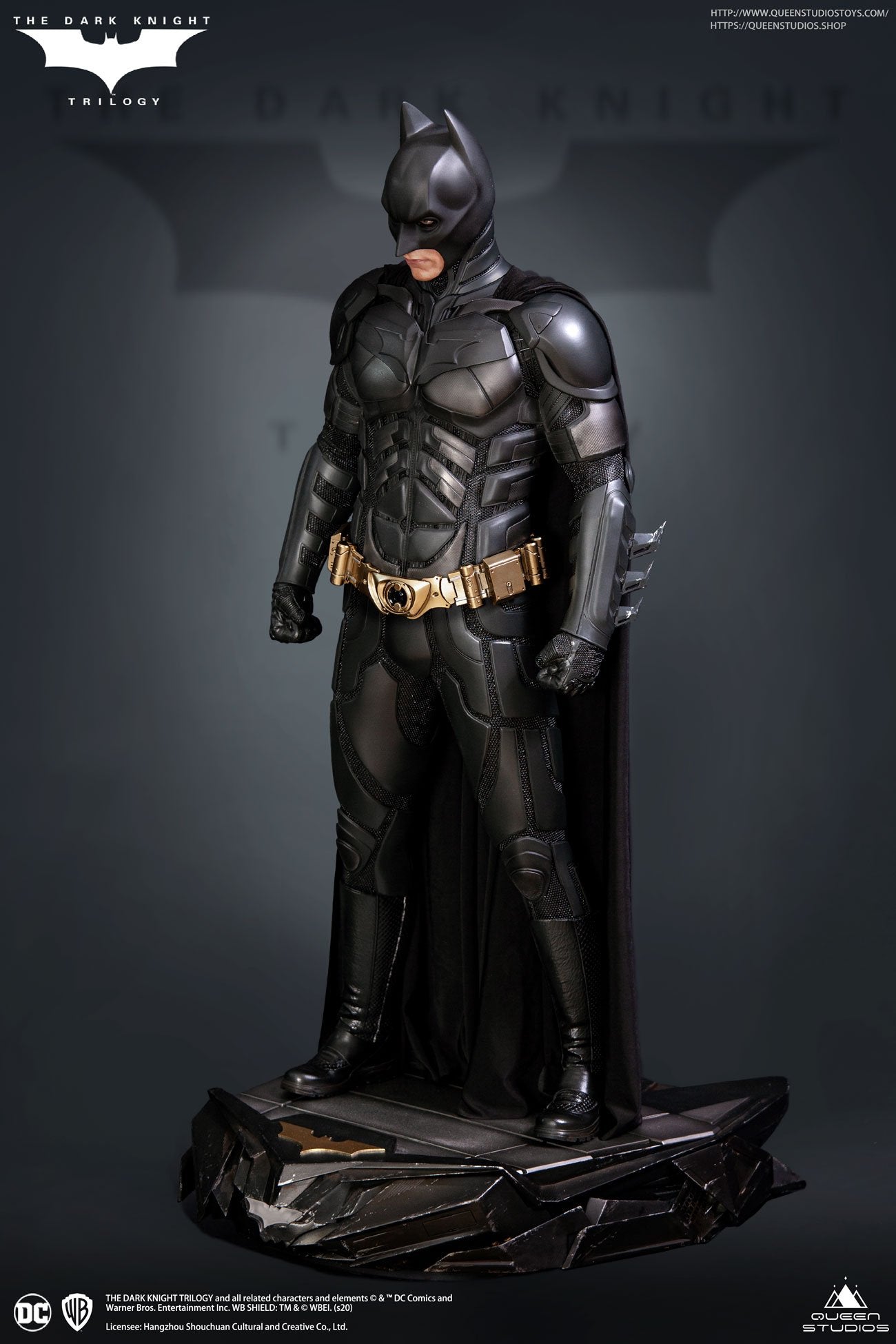 Queen Studios The Dark Knight 1:3 Scale Batman Statue (Regular Version)