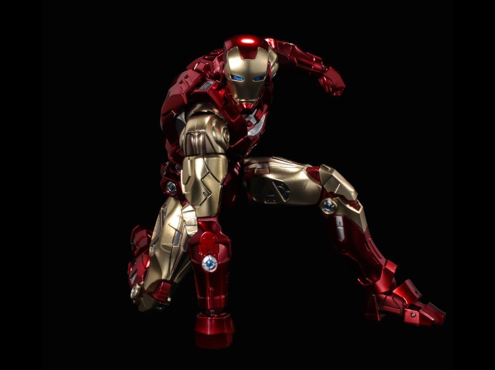 Sentinel Marvel Fighting Armor Iron Man Figure