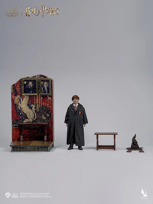 InArt Weasley 1:6 Scale Collectible Figure (Deluxe Version)