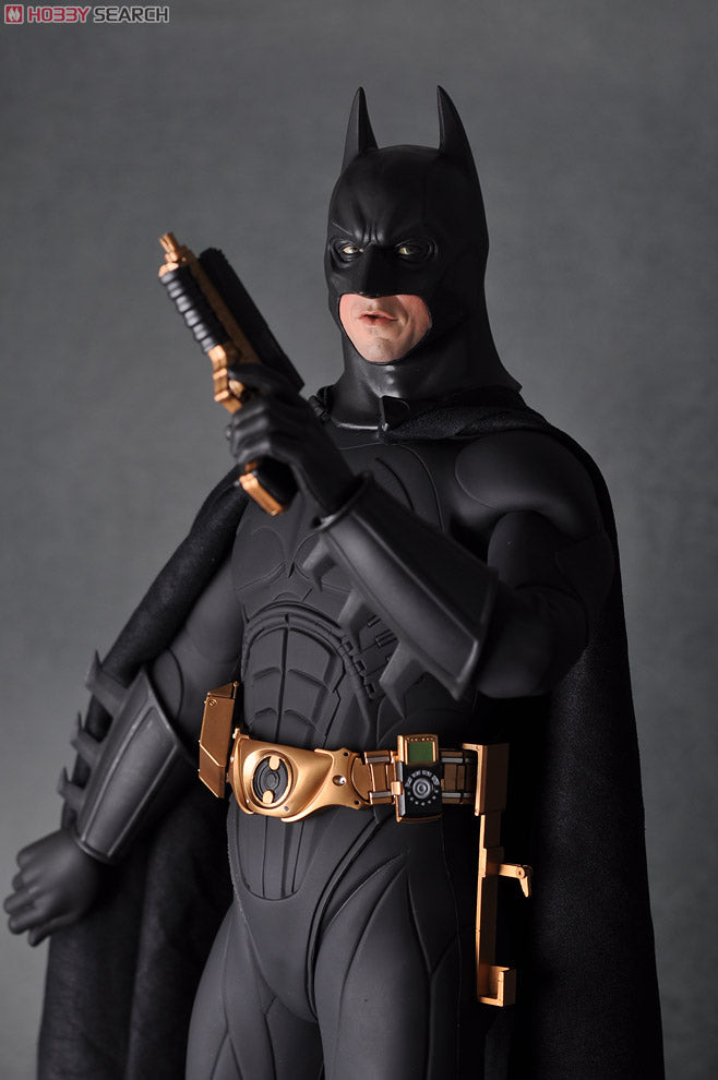 Enterbay The Dark Knight: Batman HD Masterpiece 1:4 Scale Collectible Figure