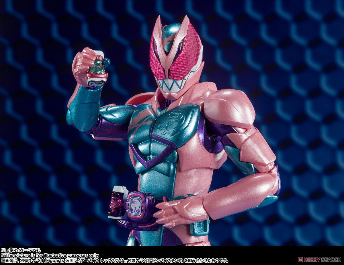 Bandai S.H.Figuarts Kamen Rider Revi