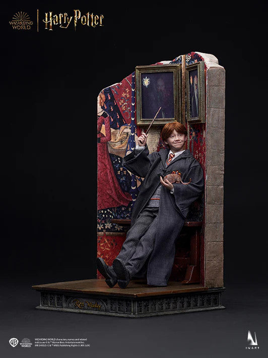 InArt Weasley 1:6 Scale Collectible Figure (Deluxe Version)