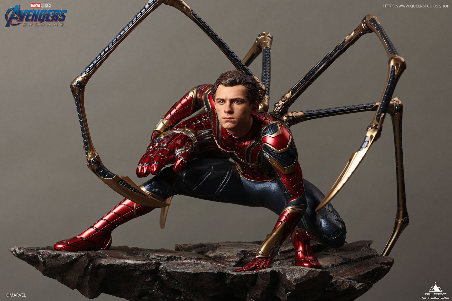 Queen Studios Iron Spider-Man 1/4 Scale Statue (Deluxe Version)