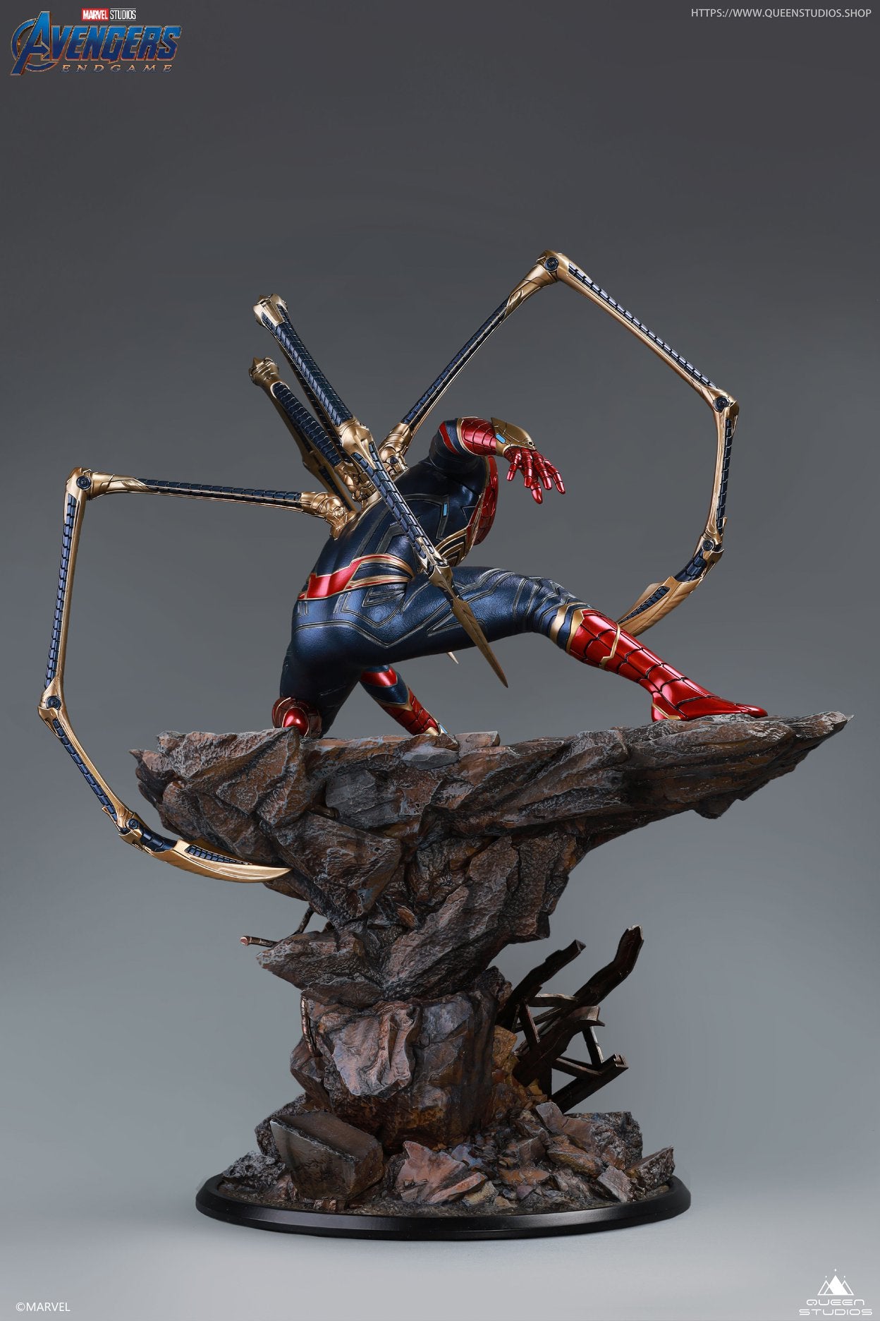 Queen Studios Iron Spider-Man 1/4 Scale Statue (Deluxe Version)