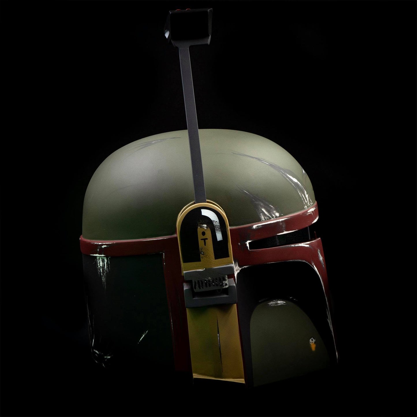 Green Hunter Life-Size Collectable Helmet (Battle Damaged)