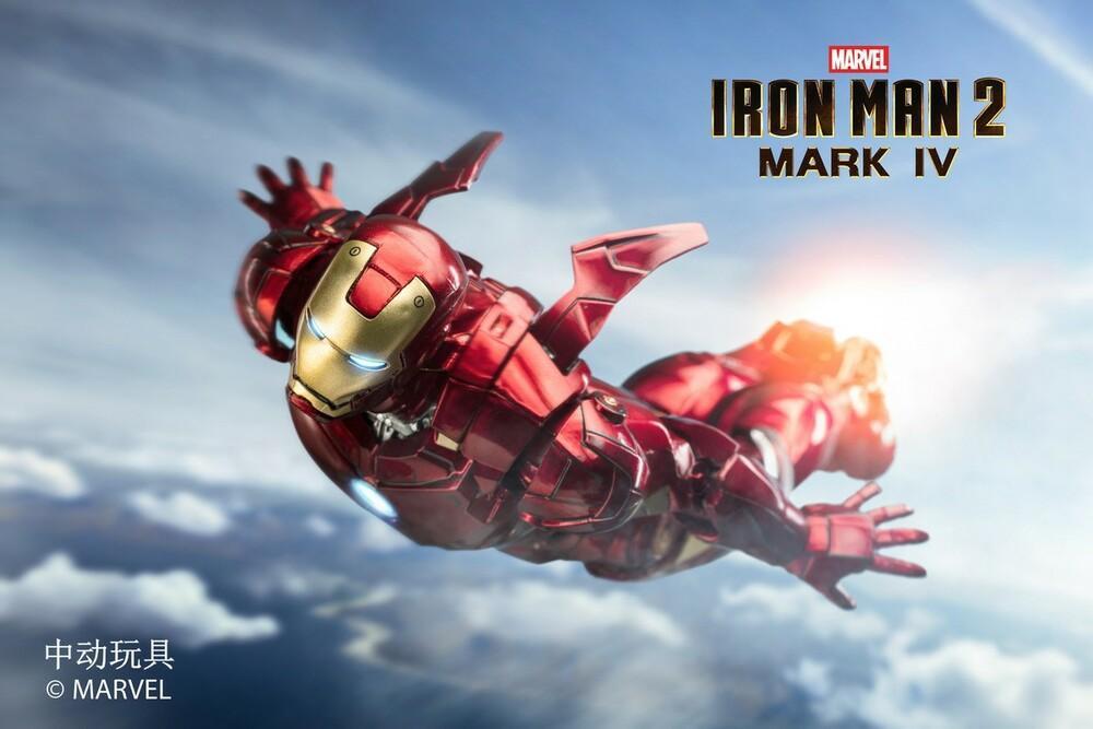 ZD Toys 1:10 Scale Iron Man Mark IV ( Deluxe Version ) ( With Light Up Function )