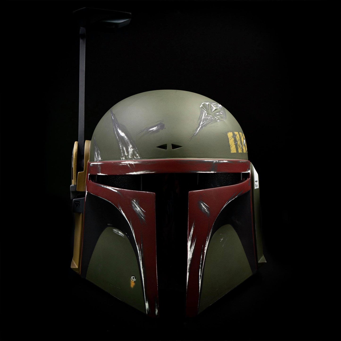 Green Hunter Life-Size Collectable Helmet (Battle Damaged)