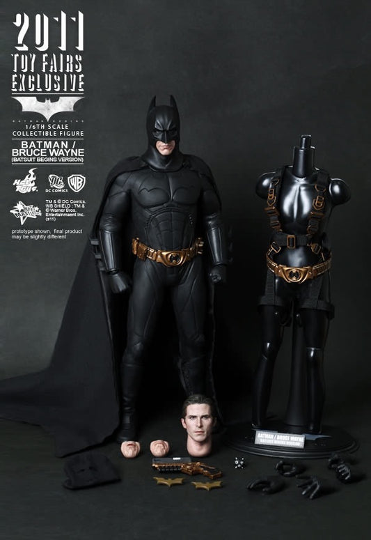 Hot Toys Batman Begins - Batman/ Bruce Wayne (Batsuit Begins Version) MMS155