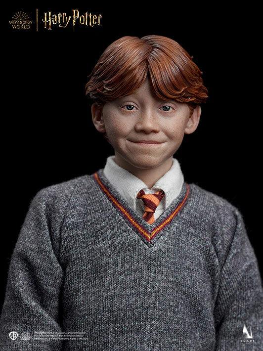 InArt Weasley 1:6 Scale Collectible Figure (Standard Version)