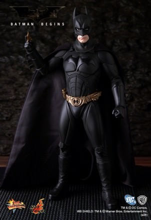 Hot Toys Batman Begins – Batman MMS13