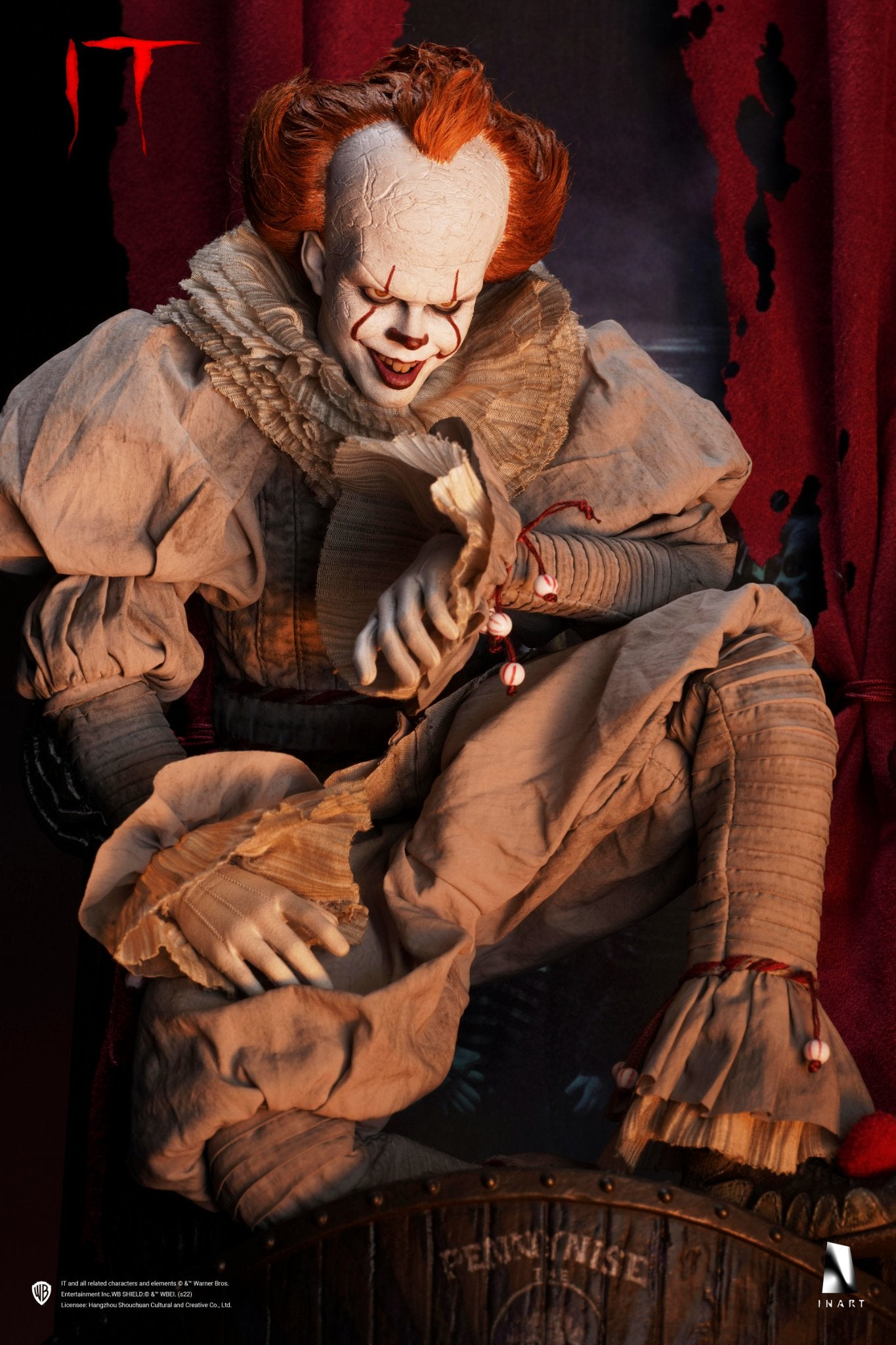 InArt IT Chapter - Pennywise 1/6th Scale Collectible Figure (Deluxe Edition)