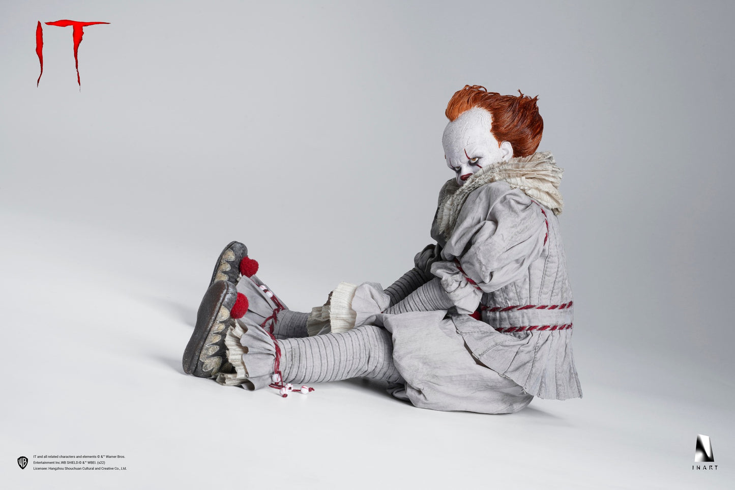 InArt IT Chapter - Pennywise 1/6th Scale Collectible Figure (Deluxe Edition)