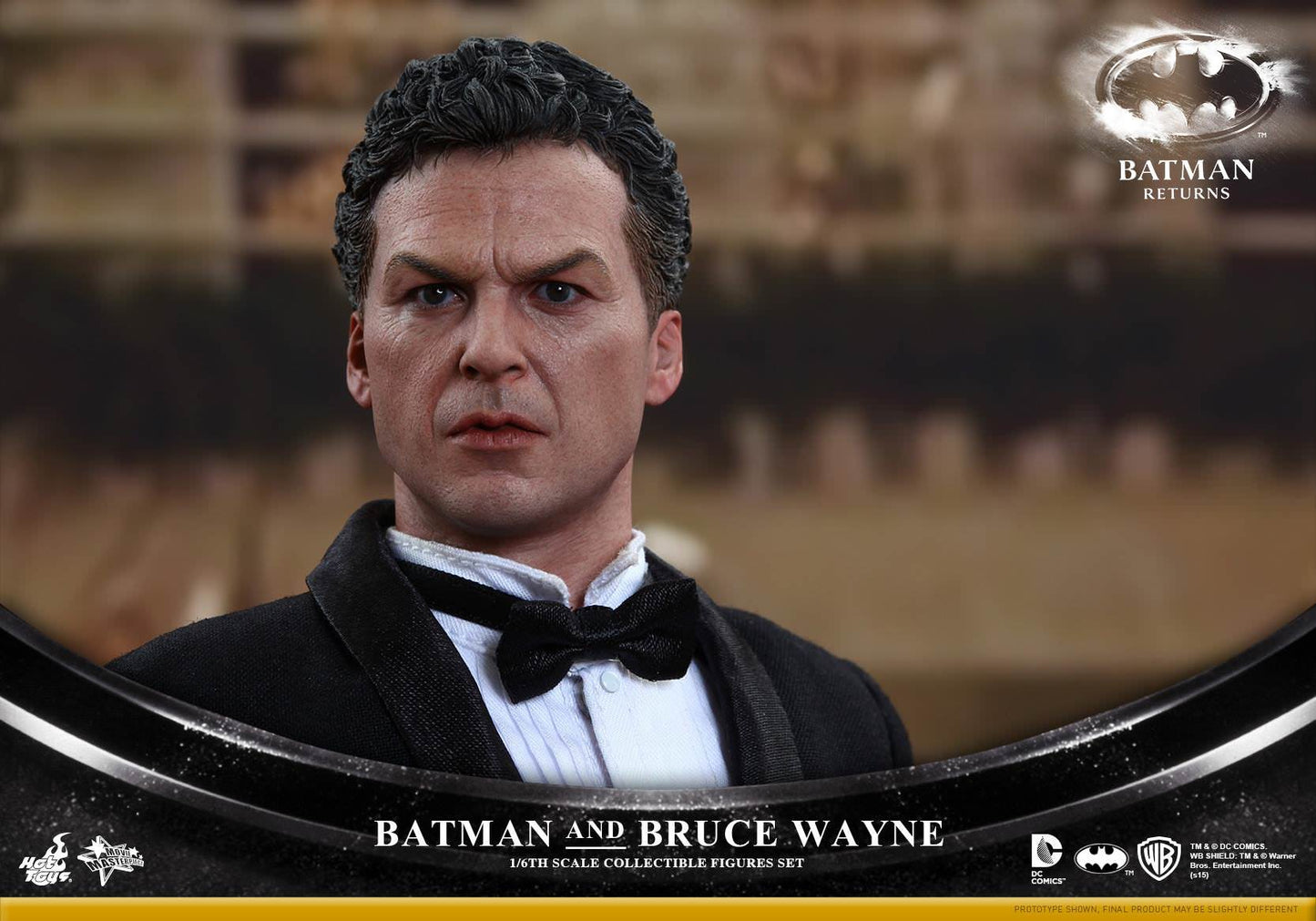 Hot Toys Batman Returns Batman &amp; Bruce Wayne 1/6th Scale Collectible Figures Set