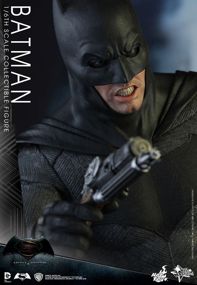 Hot Toys Batman v Superman: Dawn of Justice - Batman MMS342 (Regular Edition)(Without Bonus Accessory)