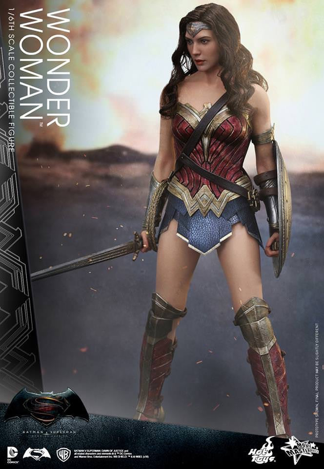 Hot Toys Batman v Superman: Dawn of Justice - Wonder Woman MMS359