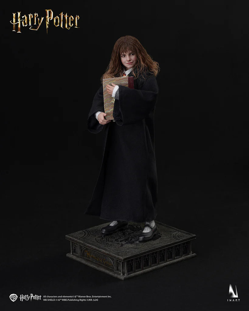 InArt Harry Potter and the Philosopher’s Stone - Hermione Granger 1:6 Collectible Figure (Rooted Hair)