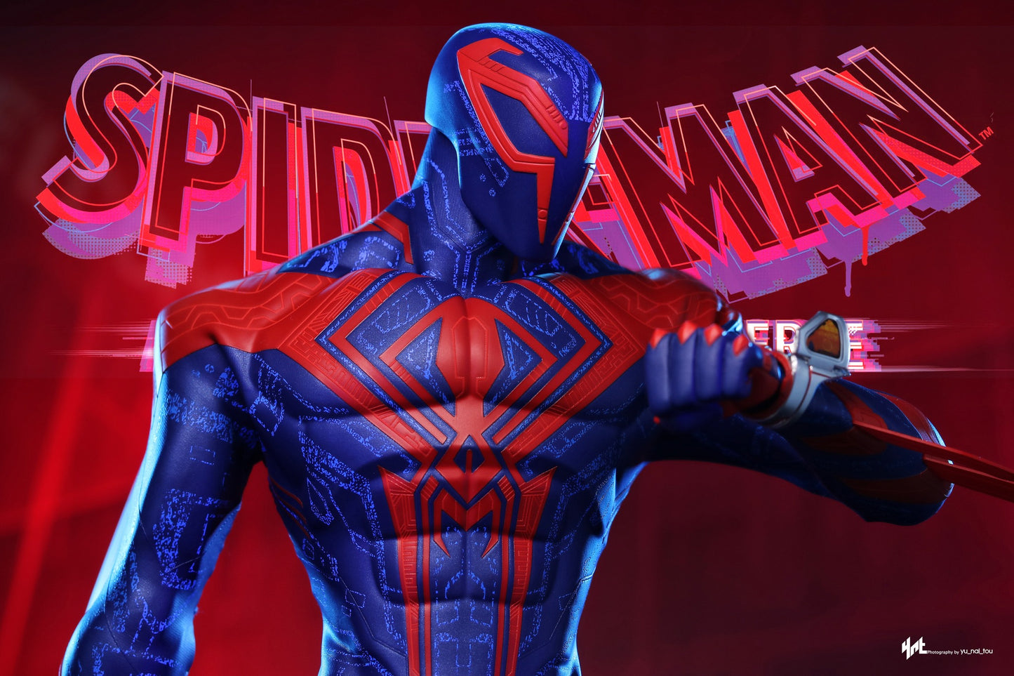 Hot Toys Spider-Man: Across the Spider-Verse - Spider-Man 2099 1:6th Scale Collectible Figure MMS711