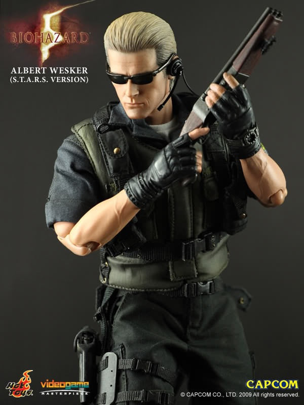 Hot Toys Biohazard 5 - Albert Wesker (STARS Version) VGM10