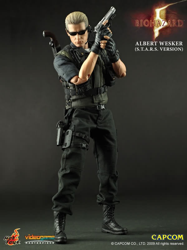 Hot Toys Biohazard 5 - Albert Wesker (STARS Version) VGM10