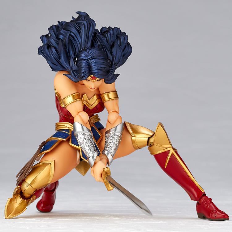 Kaiyodo DC Comics Amazing Yamaguchi Revoltech No.017 Wonder Woman