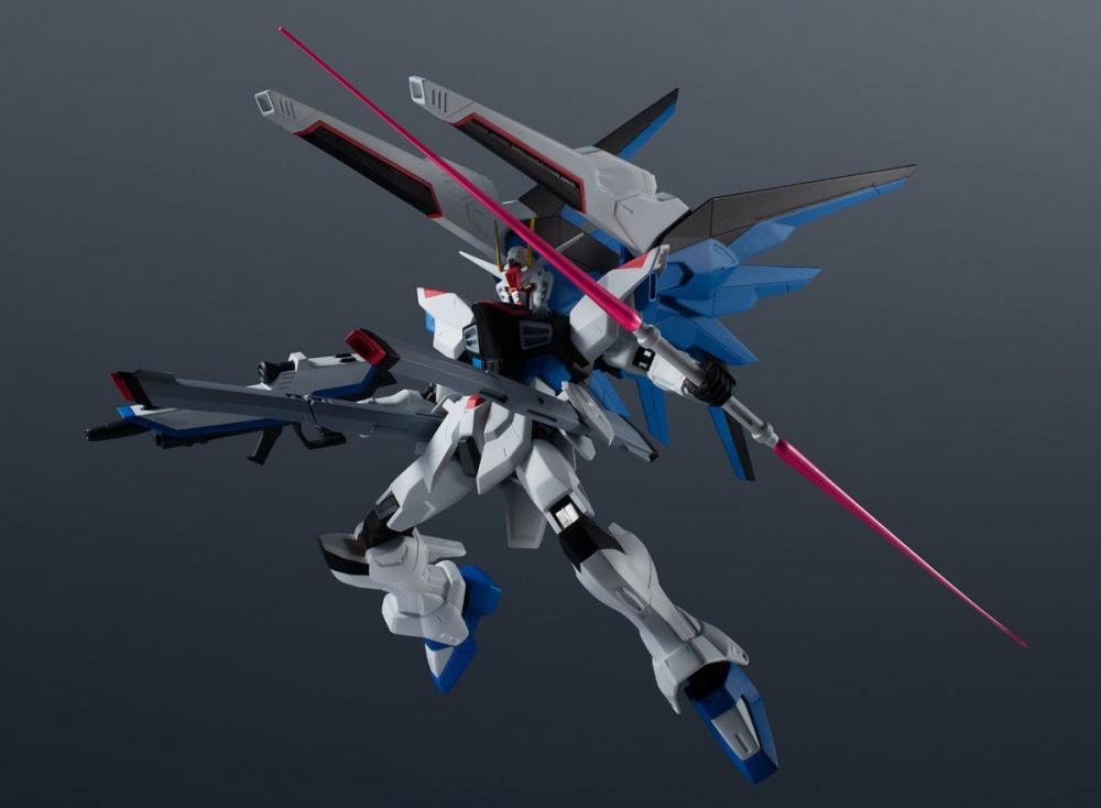 Bandai Mobile Suit Gundam SEED Gundam Universe ZGMF-X10A Freedom Gundam