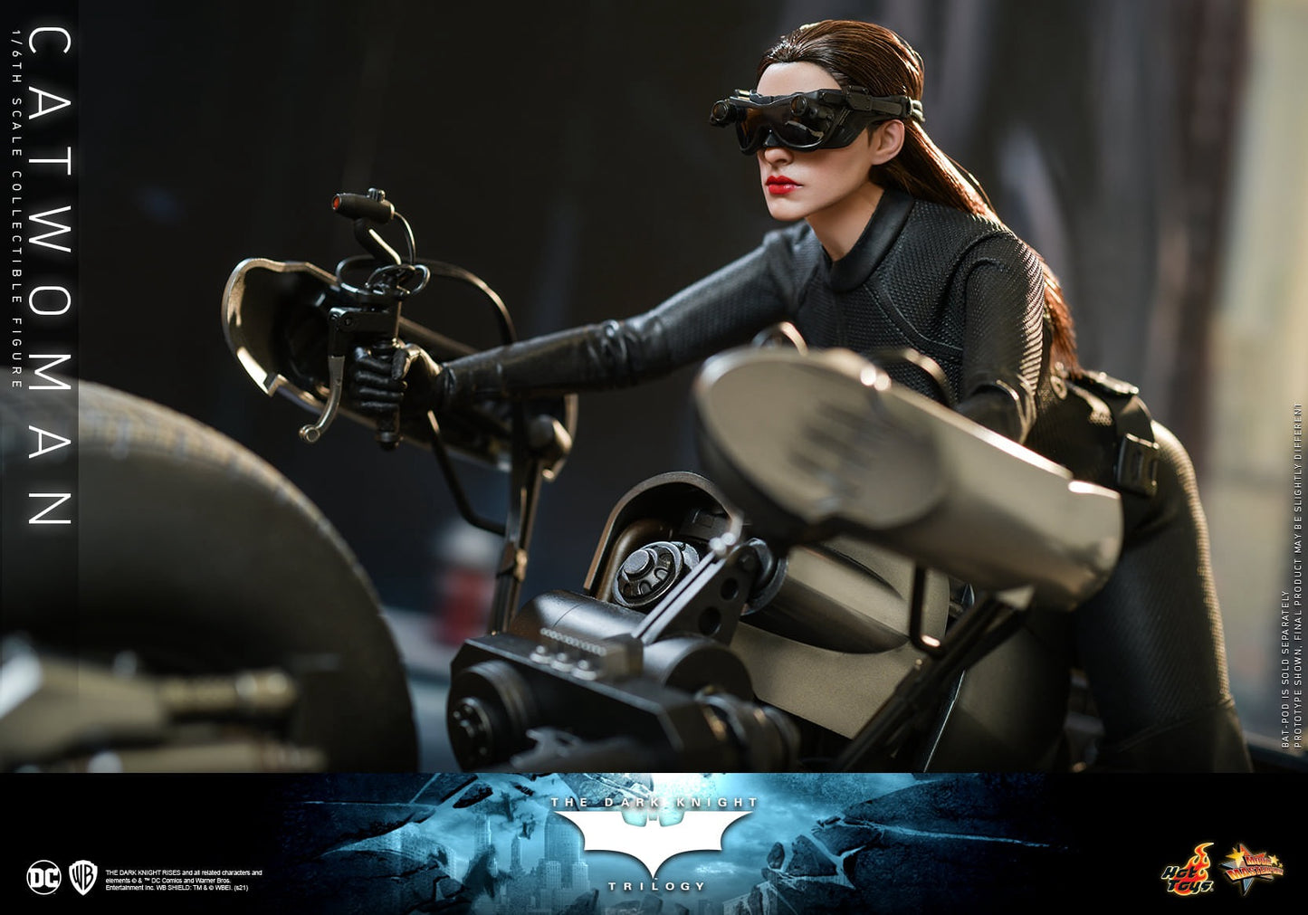 Hot Toys 1:6 Scale The Dark Knight Trilogy - Catwoman Collectible Figure MMS627