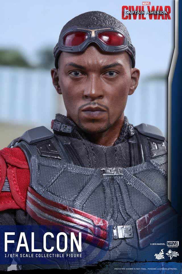 Hot Toys Captain America: Civil War - Falcon MMS361