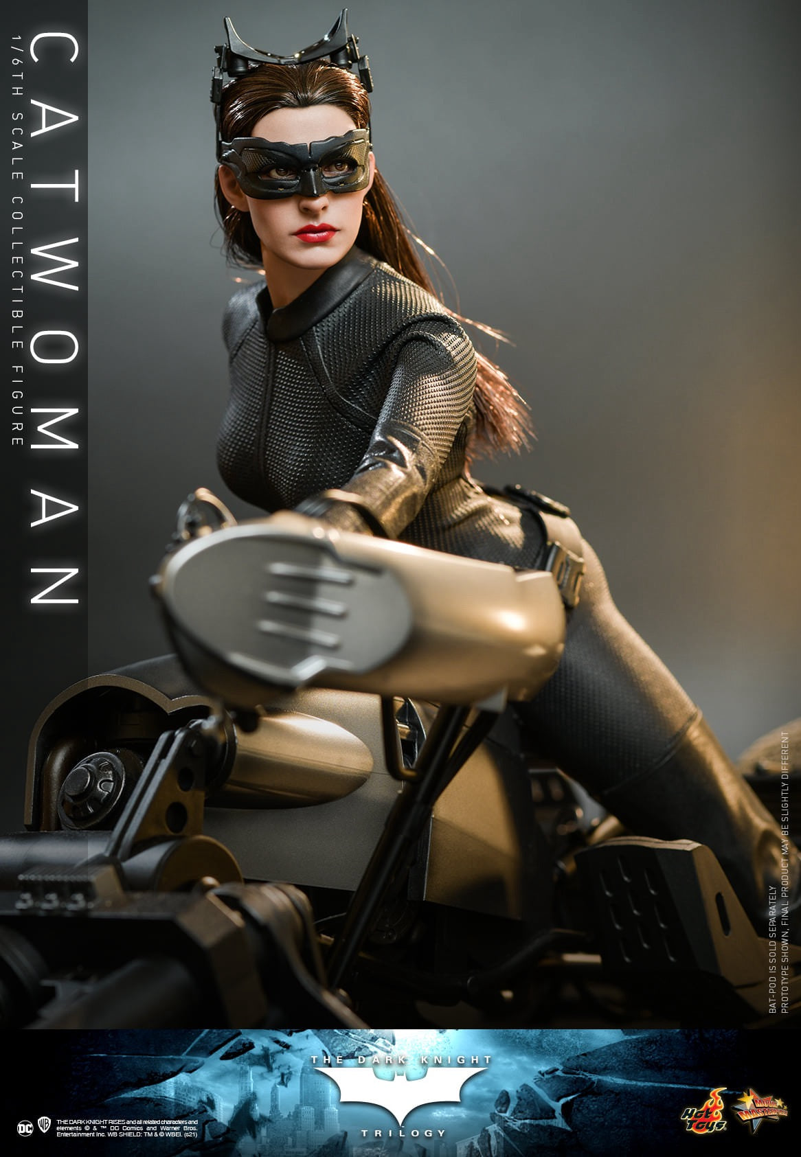 Hot Toys 1:6 Scale The Dark Knight Trilogy - Catwoman Collectible Figure MMS627