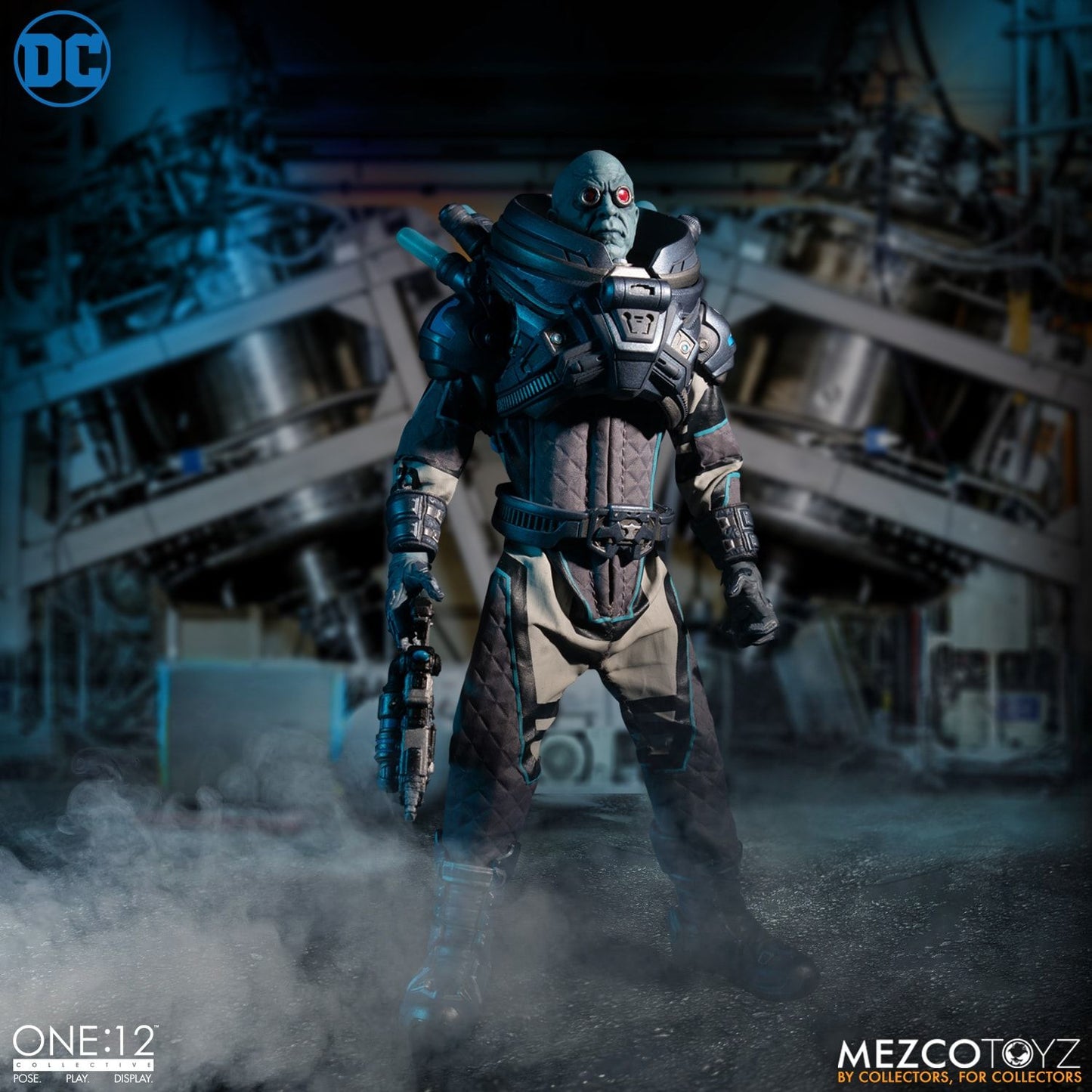 Mezco Toyz One: 12 Collective Mr Freeze Deluxe Edition