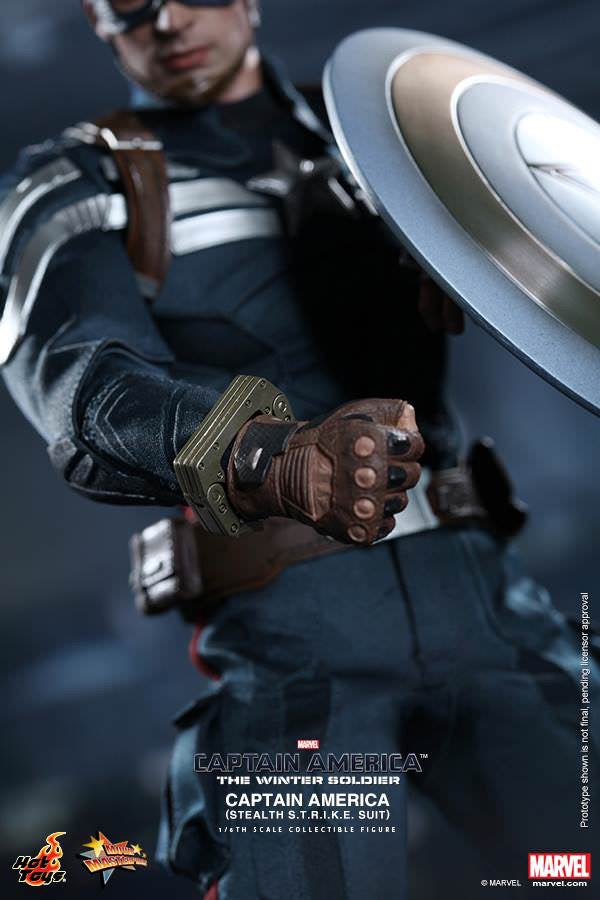 Hot Toys Captain America: The Winter Soldier -Captain America (Stealth S.T.R.I.K.E Suit) MMS242