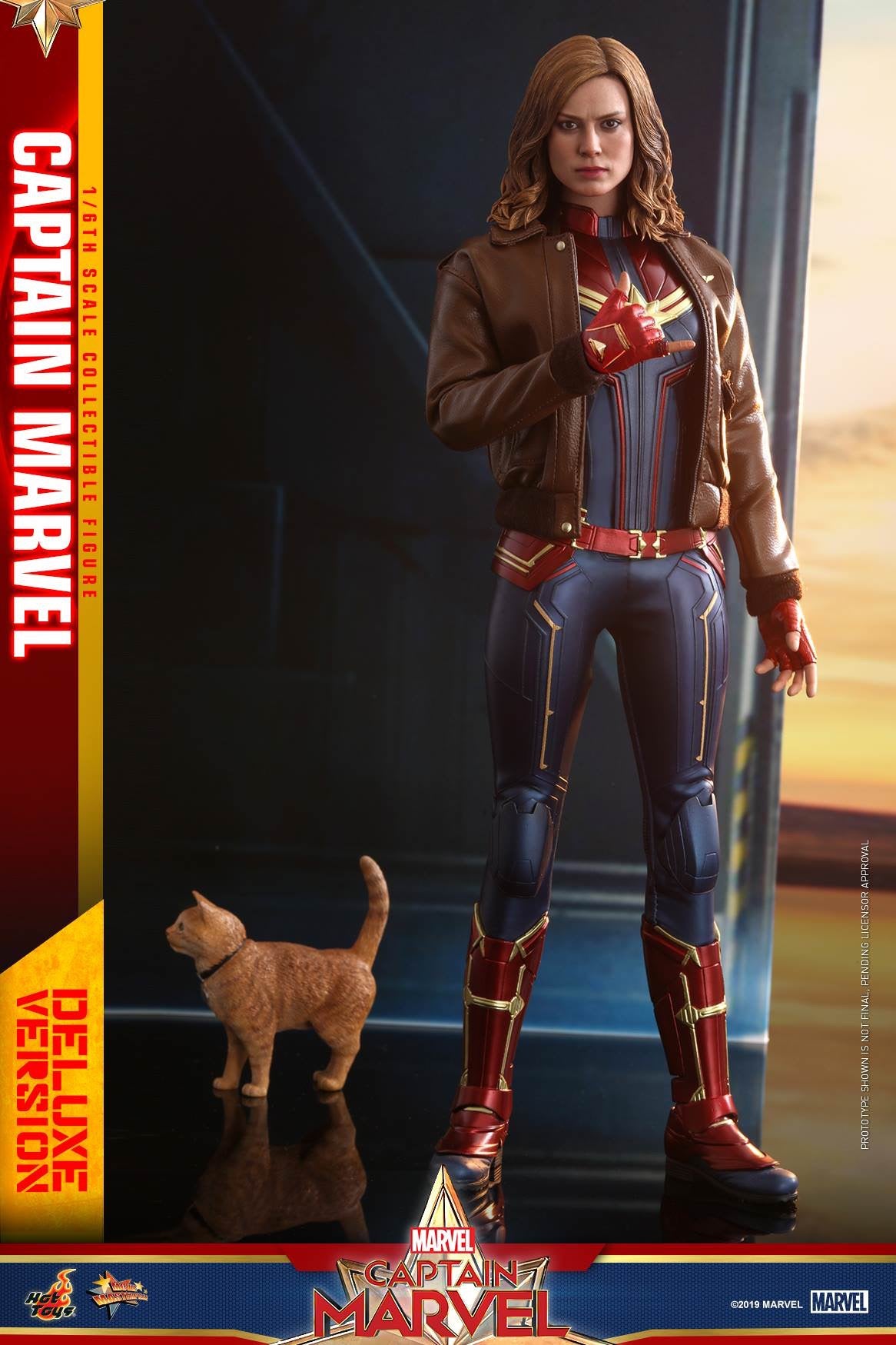 Hot Toys Captain Marvel - Captain Marvel (Deluxe Version) MMS522