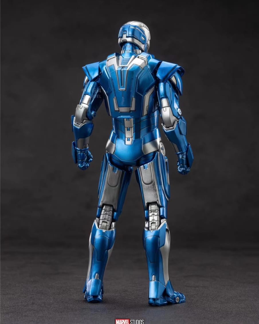 ZD Toys Iron Man 3 Iron Man Mark 30 1:10 Scale Collectible Figure (Non-Light Up Function)