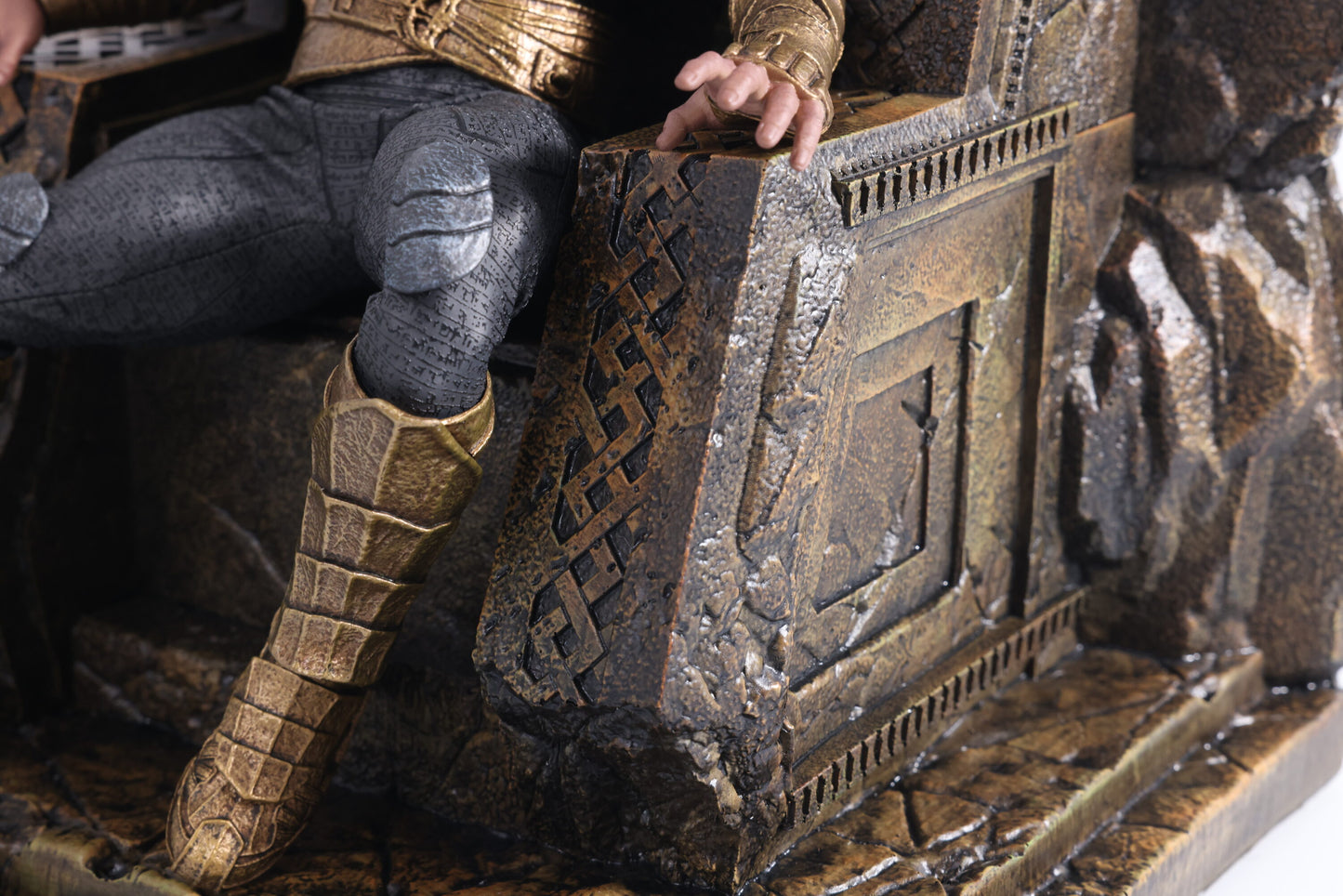 Hot Toys Black Adam Throne Scene Base Diorama Display 1:6 Scale Collectible Figure SS035