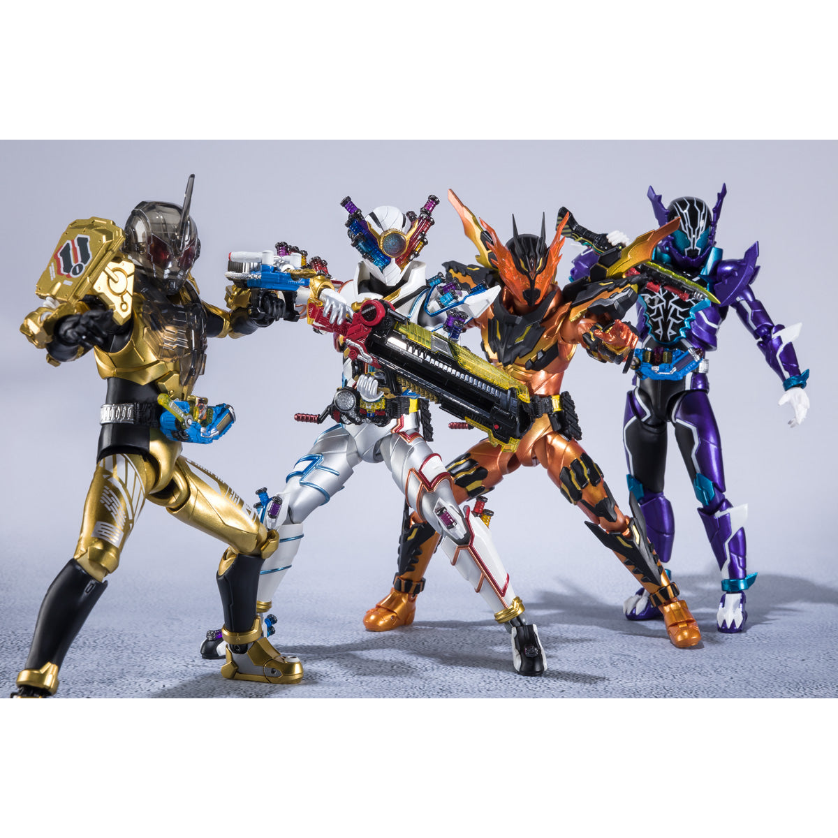 Bandai S.H.Figuarts Kamen Rider Build Genius Form