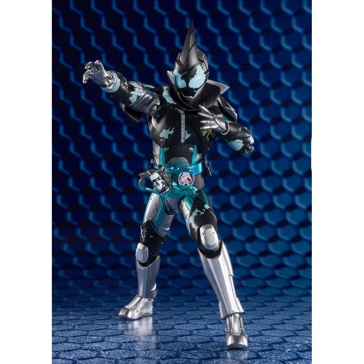 Bandai S.H.Figuarts Kamen Rider Evil Bat Genome / Jackal Genome