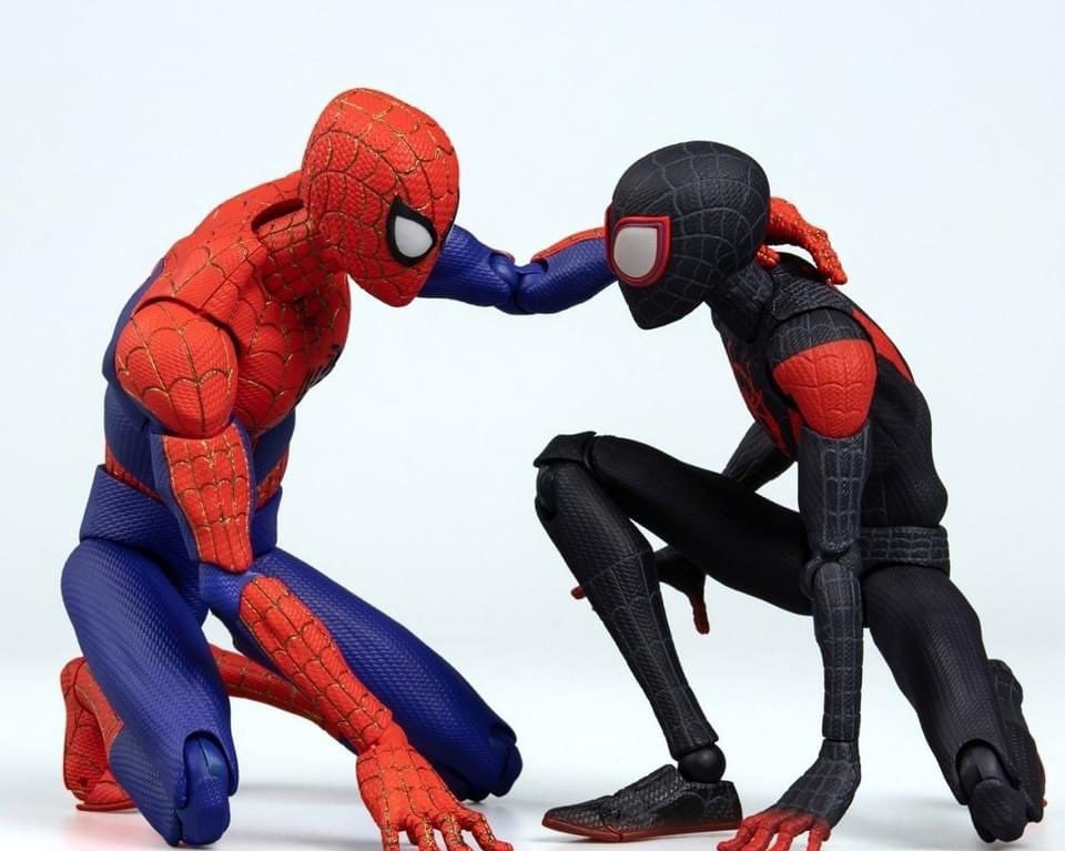 Sentinel Spider-Man: Into the Spider-Verse Sv-Action Peter B Parker / Spider-Man Oversea Ver (Re-Issue) (Standard Edition)