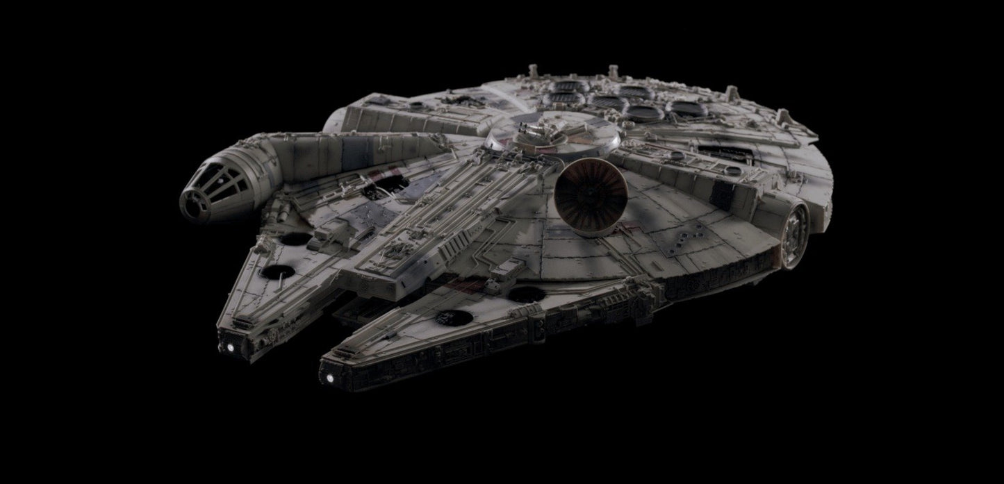 STK Workshop Millennium Falcon 1:1 Replica of the Original Movie Prop