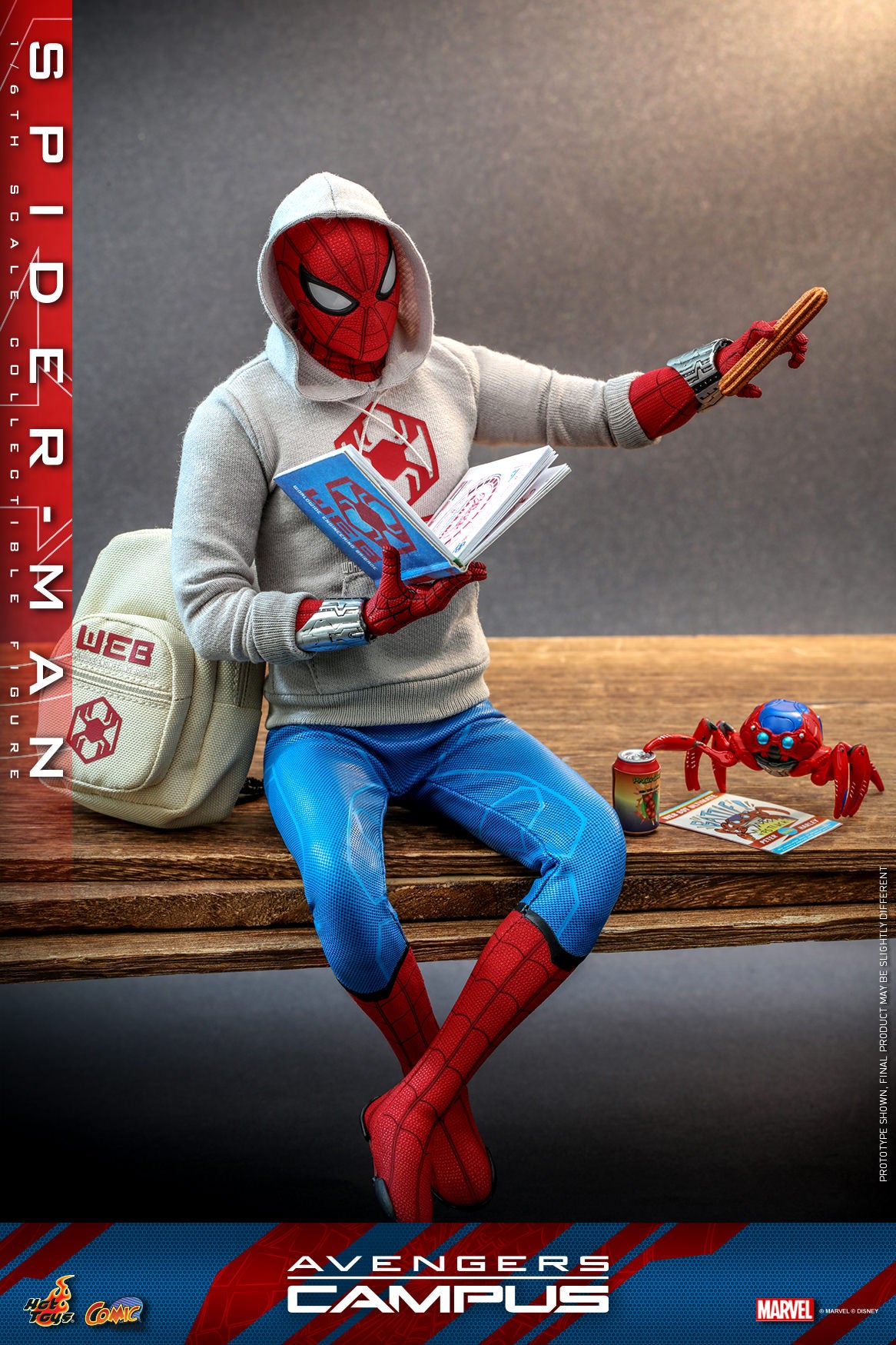 Hot Toys Avengers Campus - 1/6th scale Spider-Man Collectible Figure CMS010B ( D23 Expo Exclusive)