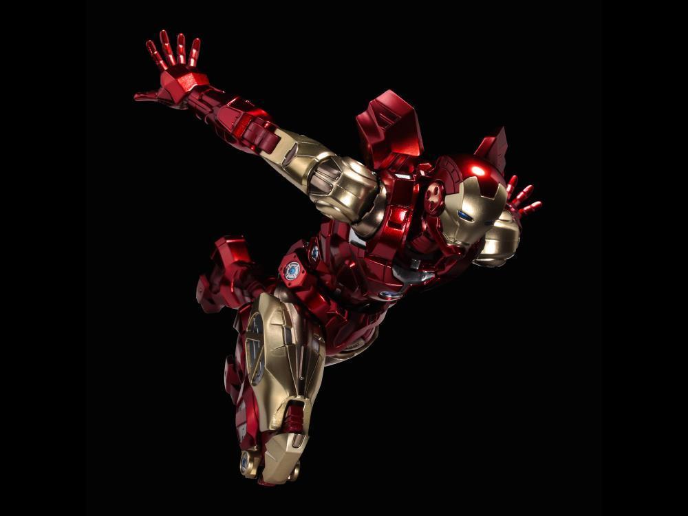 Sentinel Marvel Fighting Armor Iron Man Figure