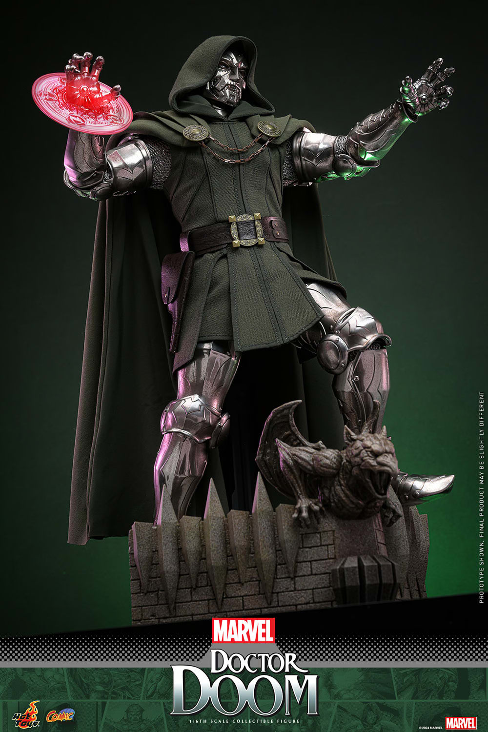 Hot Toys Marvel Comics - Doctor Doom (Regular Edition) 1:6 Scale Collectible Figure CMS022