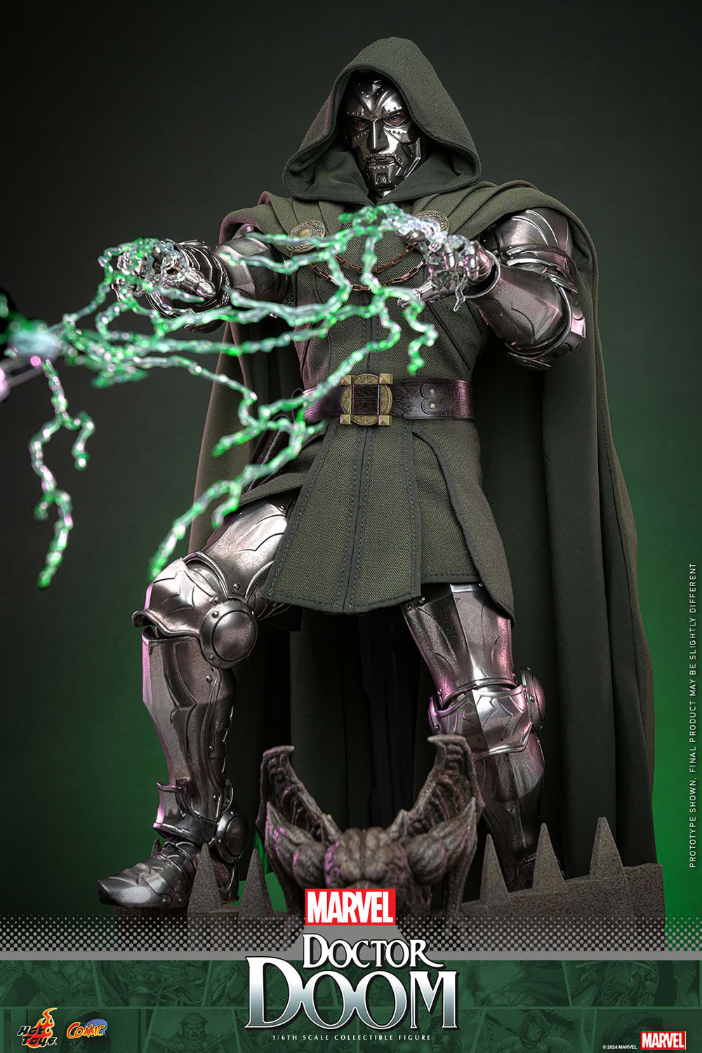 Hot Toys Marvel Comics - Doctor Doom (Regular Edition) 1:6 Scale Collectible Figure CMS022