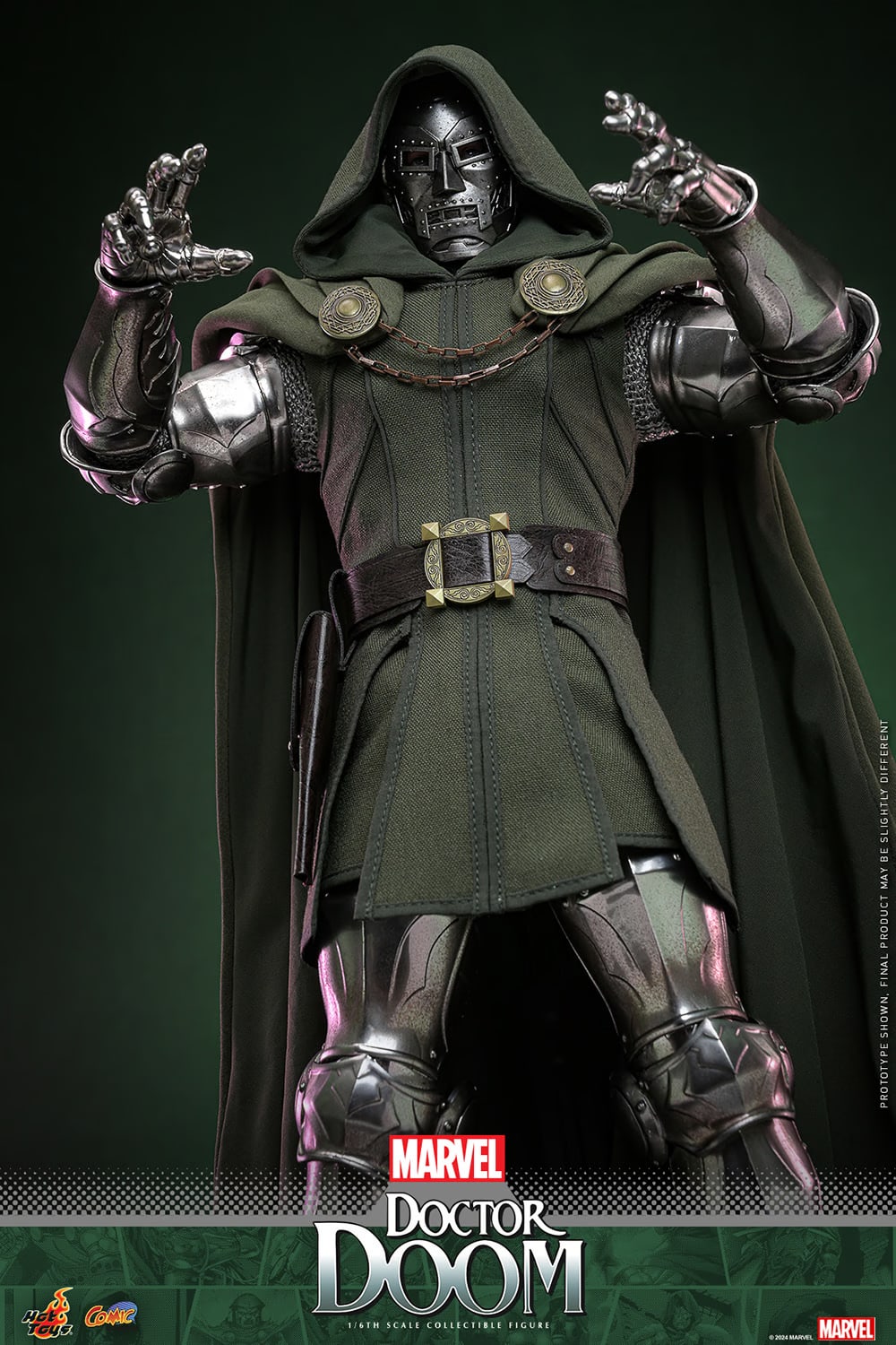 Hot Toys Marvel Comics - Doctor Doom (Regular Edition) 1:6 Scale Collectible Figure CMS022