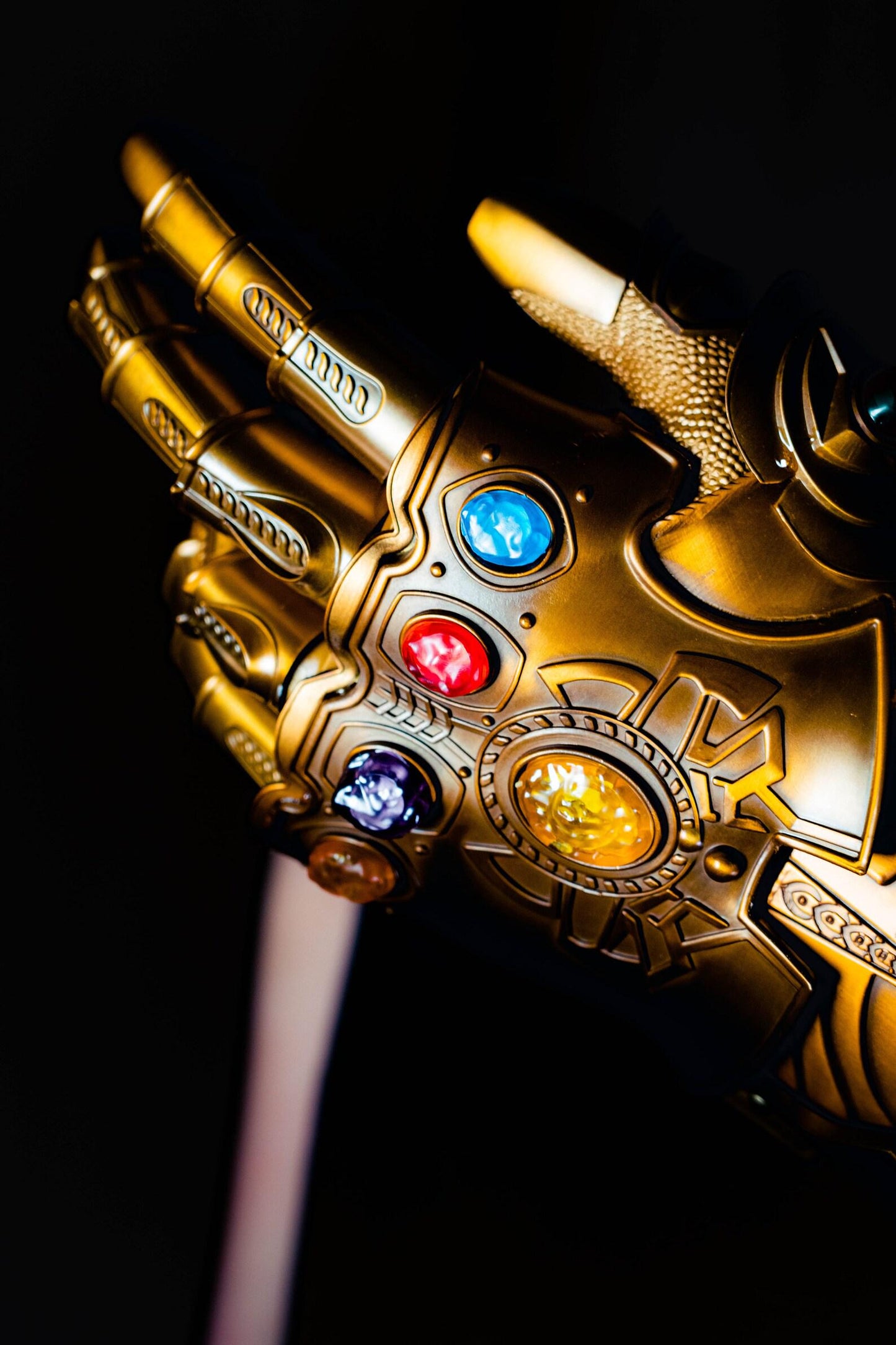 Thanos Infinity Gauntlet Life Size Collectables