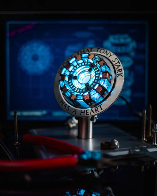 Iron Man Arc Reactor (Mark 1) - Proof That Tony Stark Has A Heart Life Size Replica