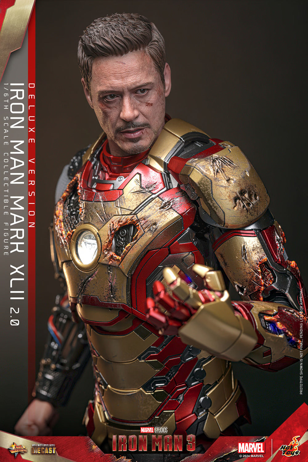 Hot Toys Iron Man 3 Iron Man Mark XlII (2.0)(Deluxe Version) 1:6 Scale Collectible Figure MMS759D66 (Regular Edition)