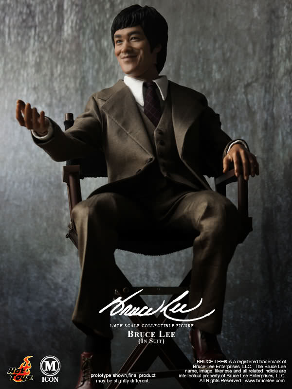 Hot Toys : - Bruce Lee (In Suit) MIS11