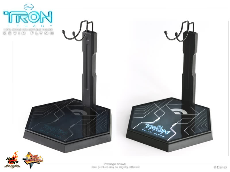 Hot Toys TRON: Legacy - Kevin Flynn MMS144