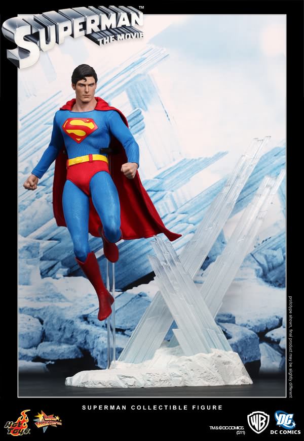 Hot Toys Superman : Superman MMS152 (Regular Edition)