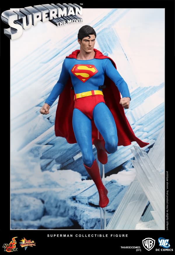 Hot Toys Superman : Superman MMS152 (Regular Edition)